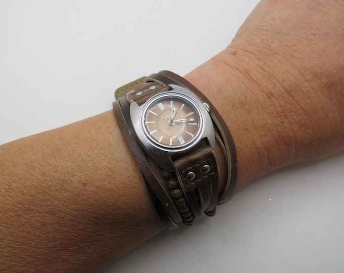 vintage watch / cuff Watch / kahuna watch / Vintage watch / quartz watch / vintage surf  watch / watch / vintage ladies / x0