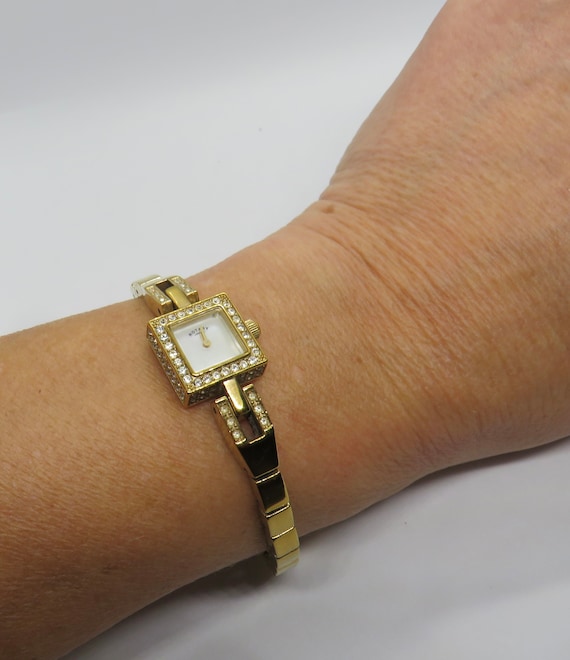 vintage gold Rotary watch / 7.5" wrist size watch / vintage womans  90s watch / Swiss watch / vintage Watch / watch  ladies  watch (g7)