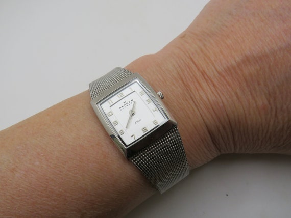 Vintage watch / skagen mesh watch / gift / Quartz watch / Womens Watch /  ladies Watch / Gift for her R18