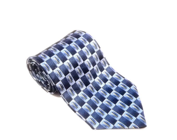 tie / Kneck tie / vintage clothing  / classic / vintage tie  / menswear / vintage clothing /  gift for him / retro tie / polyester