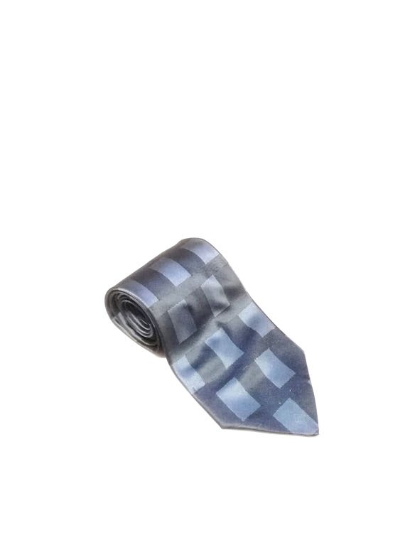 tie / Kneck tie / vintage clothing  / classic silk / vintage tie  / menswear / vintage clothing /  gift for him / retro tie / silk tie