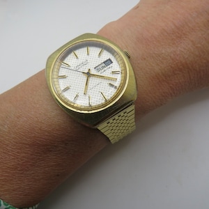 vintage automatic watch watch / Swiss movement / Rare / Winding watch / gents watch gift for him  s5
