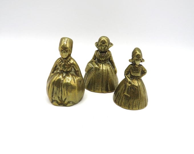 vintage Brass bell / Vintage Dutch brass  / Dutch family brass / 1960's / set of 3 / (U)