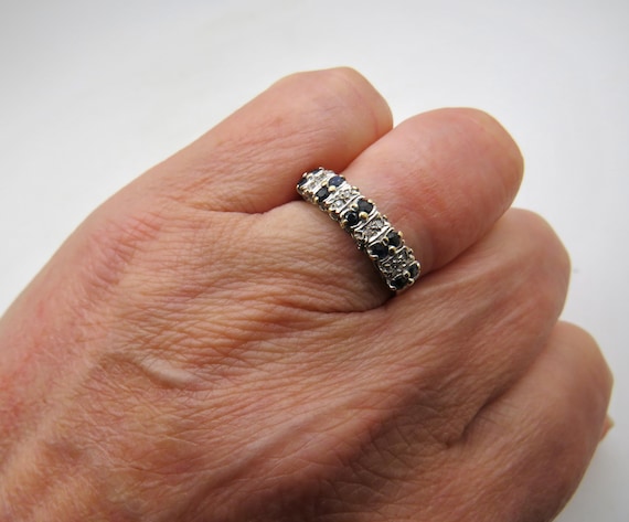 Vintage eternity Ring / Solid 375 / 9ct gold sapphire  Cluster Ring / Gemstone / size usa 6.5 / uk m / Eur 53 / 9ct gold  / Gold ring / g8
