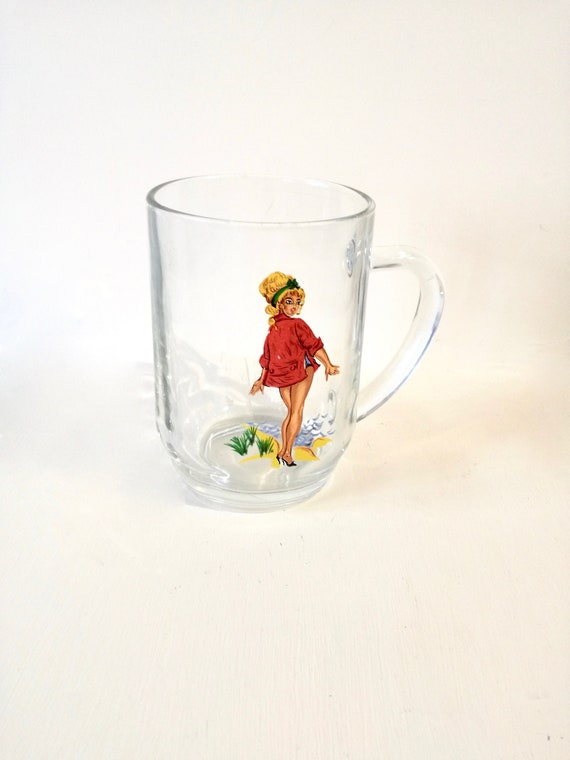 Vintage Pub glass /  Funky glass / tall Glass / atomic / Retro glass / French glass / movie props (G)