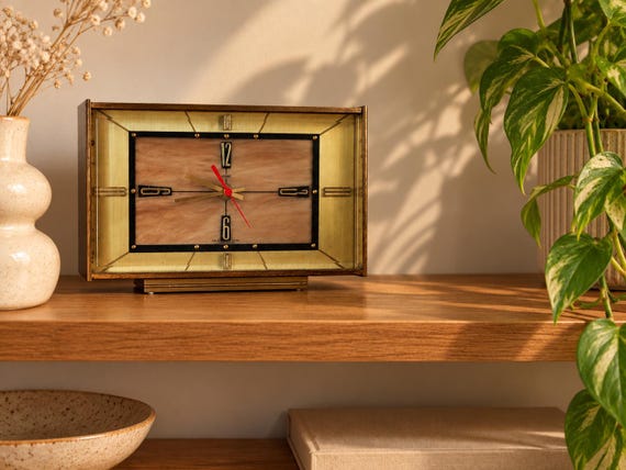 vintage Mantle Metamec clock / Working Quartz clock (a)