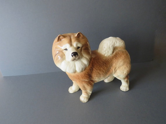 Vintage dog / Chow Chow / Husky Dog / Fluffy Dog / Beswick Style / Large dog Ornament /  Excellent condition / pottery figure / RB