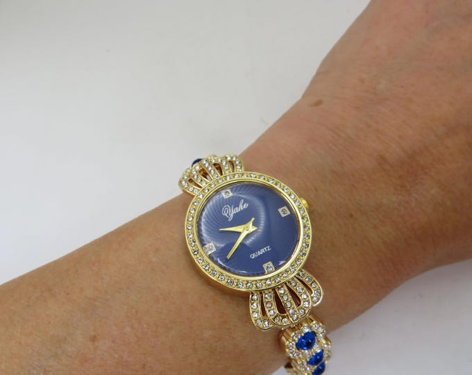 Vintage Yale Ladies Watch: Blue Heart Dial, Gold Plated Bracelet AA17