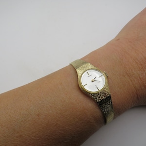 vintage Seiko / mechanical watch / Seiko hand wind / 17  jewels / womens watches / watch / vintage  watch (N2)