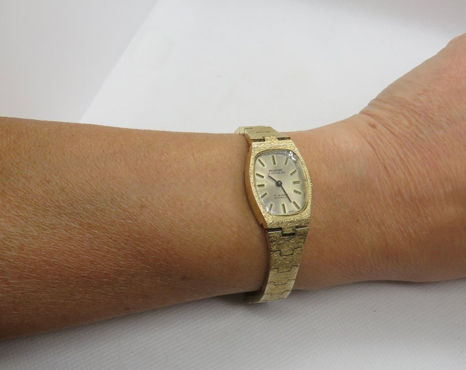 vintage watch / mechanical womans watch / vintage Montine  17 jewels wrist watch / vintage Watch / watch  / watch / ladies  watch
