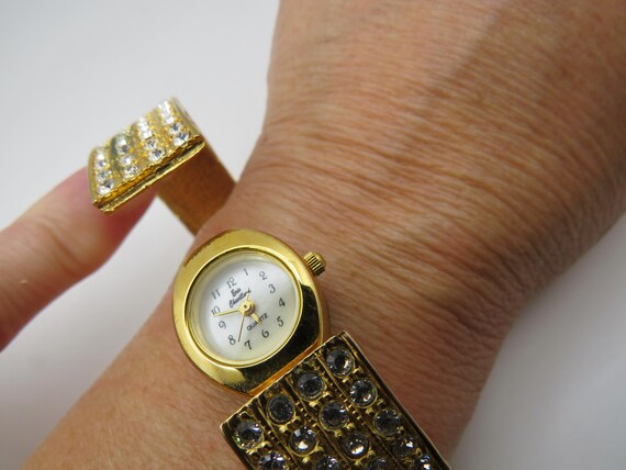 Vintage Gold Tone Crystal Watch | Ladies Quartz Bracelet Watch | Jewellery Watch | Dress Watch | Gift for Her | Retro Wristwatch (v7)