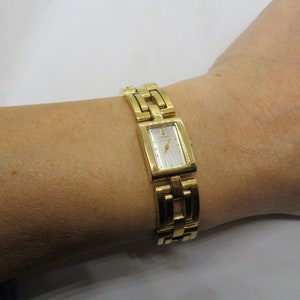 Vintage tank Citizen watch /  7" wrist Quartz watch / Ladies gold Dress Watch /  ladies tank Watch /  Gift for her