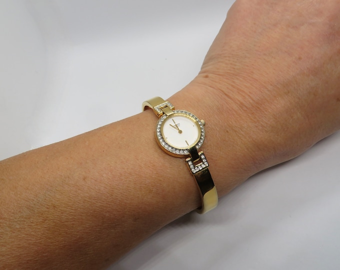 vintage citizen gold watch / 7" wrist size watch / vintage womans  90s watch / Japan watch / vintage Watch / watch  ladies  watch (g29)