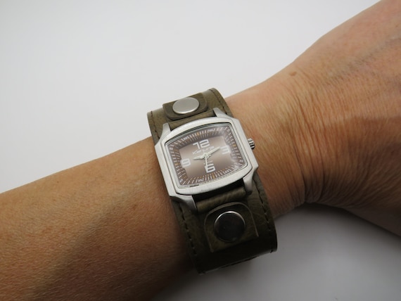 Ravel Rad cuff Watch / boxed
