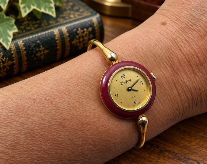 vintage Swiss watch / gift for her / vintage wrist watch / mechanical watch / vintage watch / vintage 80s / womans  watch (e12)