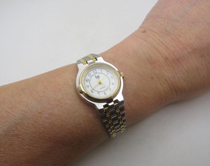 Vintage Lip Quartz Watch, Gold Plated Stainless Steel, Adjustable Band a18