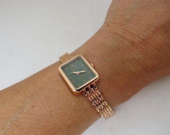 vintage rectangle watch / green watch / classic Rose gold Watch / beautiful vintage bracelet / quartz watch (AA10)