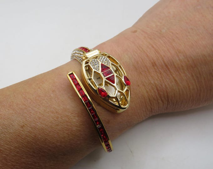 Snake Watch: Gold Plated Bracelet, Red Accent - Ladies Wristwatch BB9
