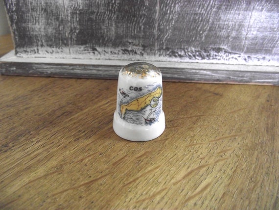 Vintage thimbles / Cos thimble / beautiful Fine Bone China / places of interest / bone china England made / J2