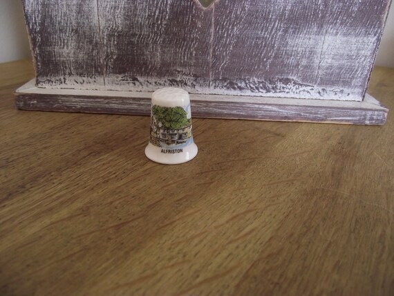 Vintage ALFRISTON Bone China Thimble - Made in England era4