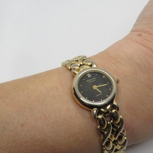 vintage watch / Diamond  Watch / Accurist watch / Vintage watch / quartz watch / Gold watch / womans watch / vintage ladies  (RB350)