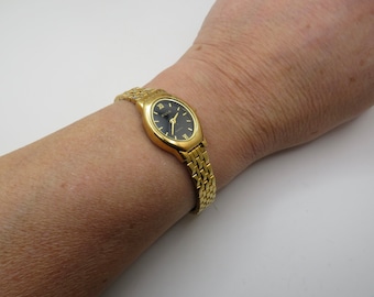 vintage watch / Quartz womens watches / vintage wrist watch / rare japan watch / vintage Watch / watch / ladies watch d3