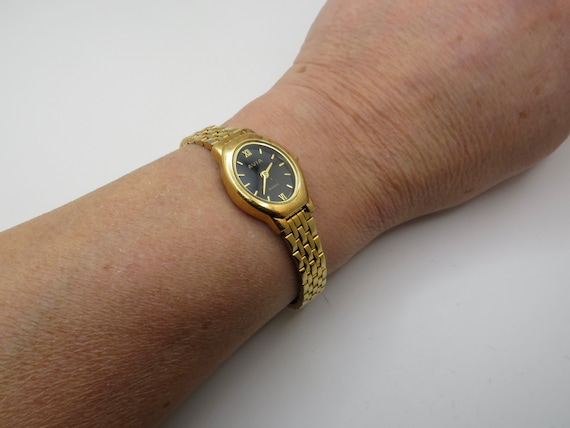 vintage watch / Quartz womens watches / vintage wrist watch / rare japan watch / vintage Watch / watch / ladies watch d3