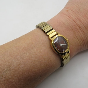 vintage Timex watch / gift for her / vintage wrist watch / mechanical watch / vintage watch / vintage 60s / womans watch (q28)
