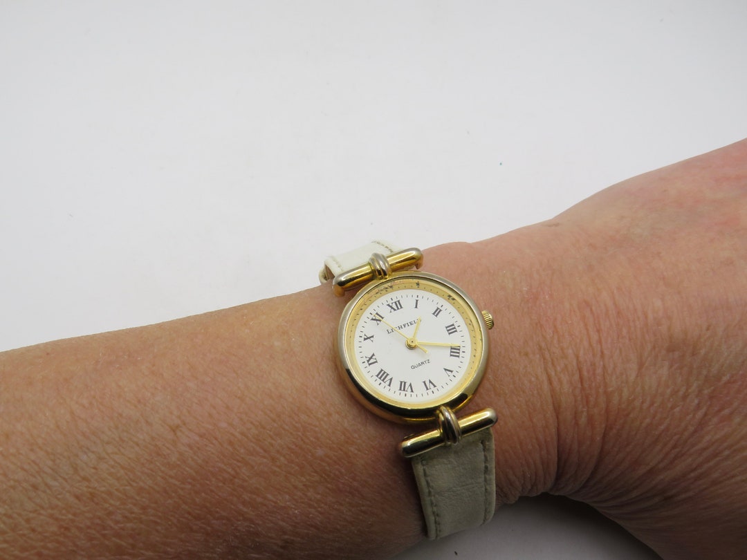 Vintage Women Dress Watch main image 0