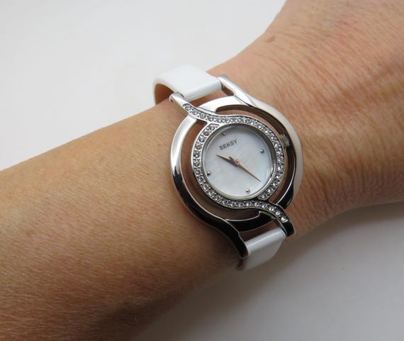 vintage Seksy Sekonda white watch /  00s dress watch / quartz Watch / watch / vintage watch (sek5)