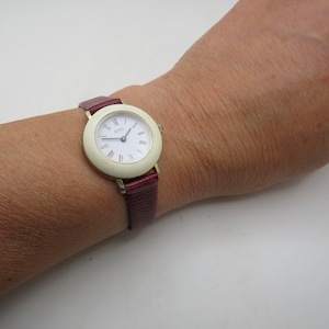 vintage Swiss watch / gift for her / vintage wrist watch / mechanical watch / vintage watch / vintage 60s / womans  watch (n10)