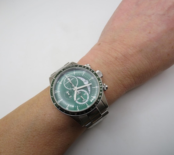 Vintage sports chronograph watch / carrero green watch / oversized dial Gents Watch / gift for him / vintage sports