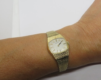 vintage Seiko / mechanical watch / Seiko hand wind / 17  jewels / womans watch / watch / vintage  watch (A4)