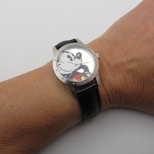 Vintage Disney /  Mickey Mouse Limited edition / silver watch / vintage sport  / watch / unisex watch / vintage x21