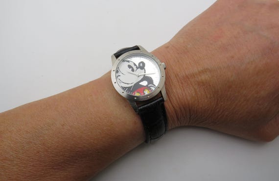 Vintage Disney /  Mickey Mouse Limited edition / silver watch / vintage sport  / watch / unisex watch / vintage x21
