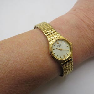 Vintage Gold plated dress watch citizen / large wrist 7.7" max / Quartz watch /  Gold Dress Watch /  Womans Watch /  Gift for her (g25)