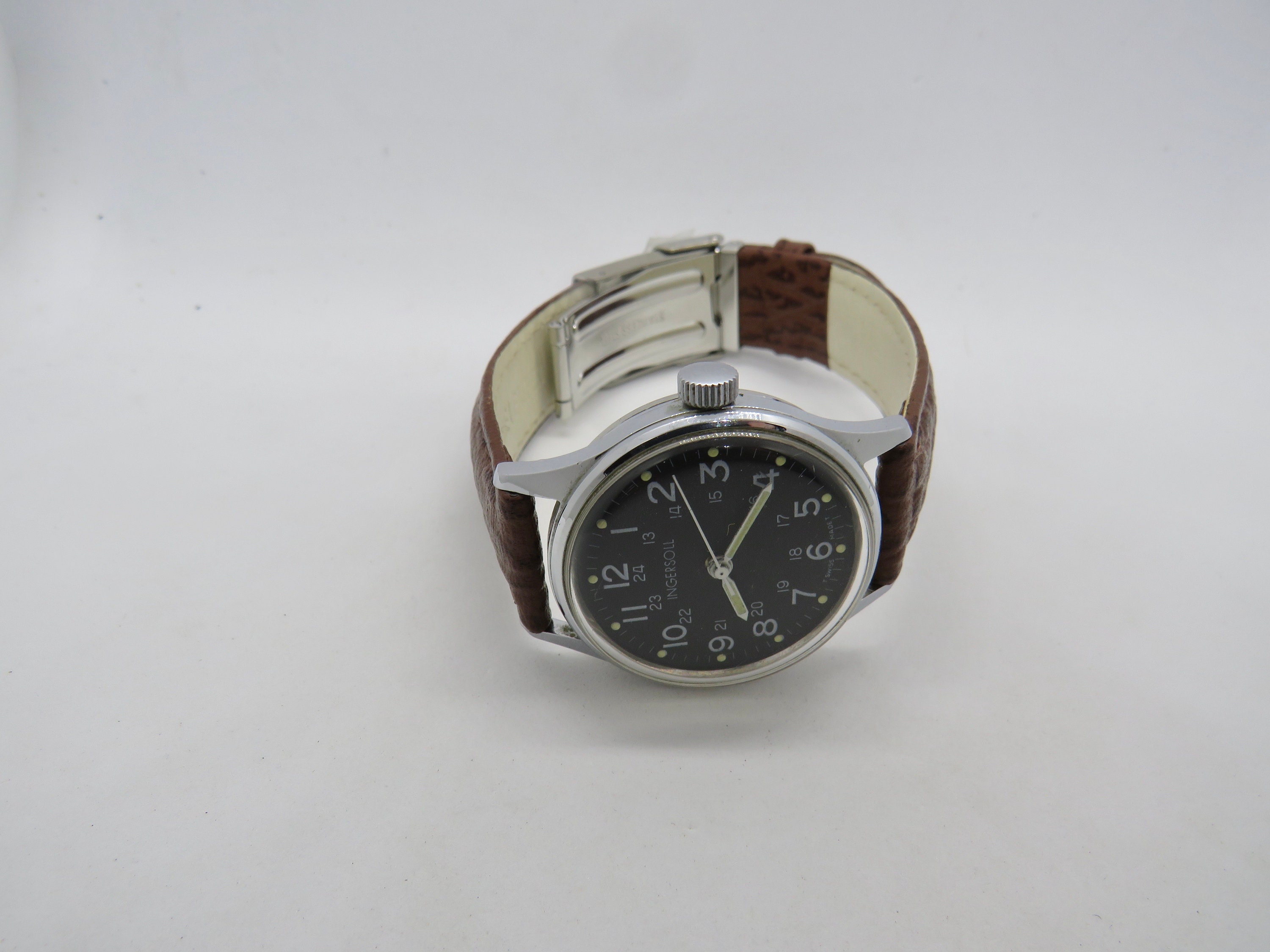 Vintage Field Watch / Ingersoll Sealion 3304 Watch / Jewels / | Etsy UK