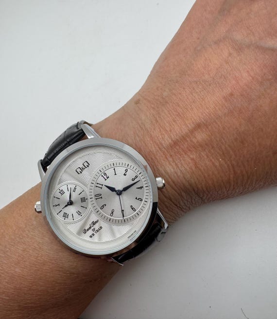 Dual Time Watch, gents Quartz  Q&Q by citizen