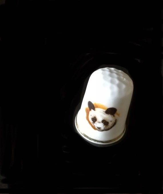 Vintage Panda thimble / Giant Panda Thimbles / bone china England made / A8