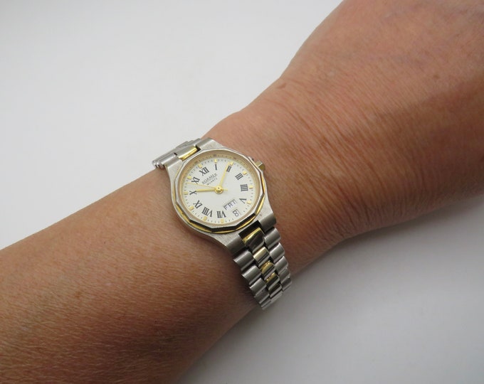 Vintage Swiss watch / sports Quartz watch / 7.5" wrist watch /  Womens Watches / Roamer watch / Swiss  / watch / gift (m17)
