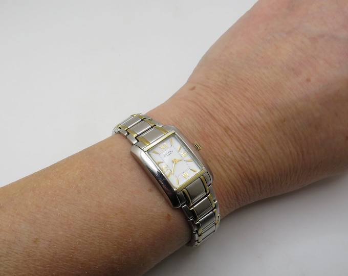 Vintage watch / Rectangle Rotary watches /  gold Watch / womens Watch /  Gift for her (q5)
