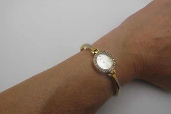 vintage watch / gold watch / wrist 6" watch / vintage dress watch  / 00s watch / ladies watch (x29)