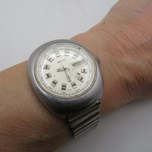 vintage smiths watch / Swiss hand-winding movement / Rare / Winding watch / gents watch gift for him  e9
