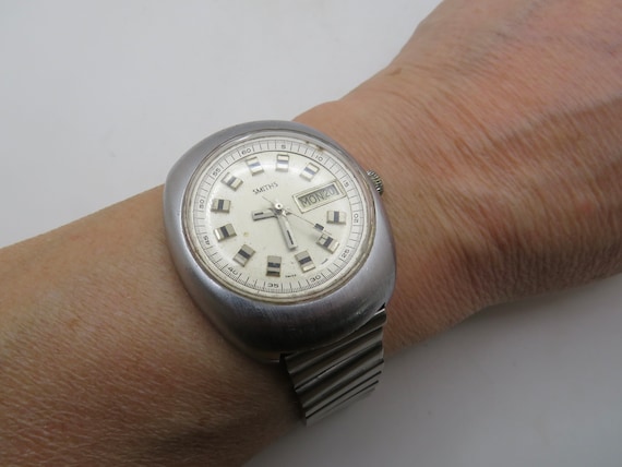 vintage smiths watch / Swiss hand-winding movement / Rare / Winding watch / gents watch gift for him  e9