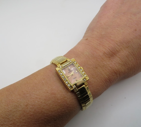vintage Square watch / watch / vintage womans  90s watch / Japan watch / vintage Watch / watch  ladies  watch (i28)