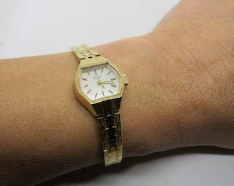 Vintage gold mechanical watch / womens Gold Dress Watch /  ladies Watch /  Gift for her