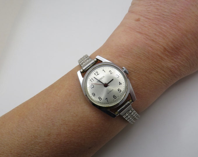 vintage mechanical watch / vintage sekonda watch / retro watch /  expandable bracelet  / womans watch / vintage watch g12