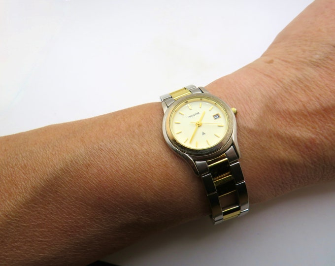 Vintage gold two tone watch / cream dial sports watch /  Accurist Watch / large wrist / womens Watches / Gift for her (t1)