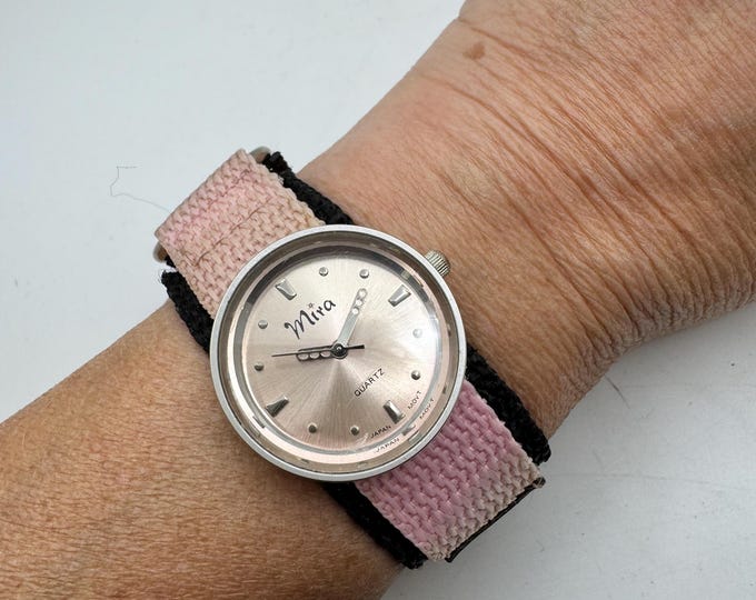 Vintage Mira Ladies Pink Dial Quartz surf sports Watch (G2)