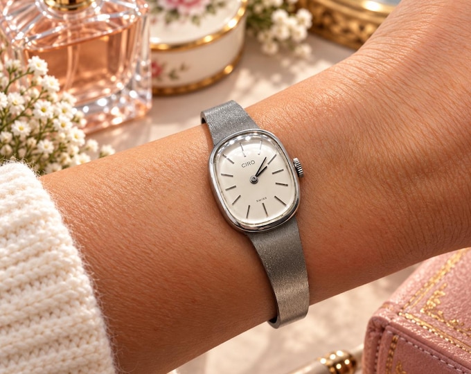 vintage Swiss watch company / gift for her / vintage wrist watch / mechanical  watch / vintage watch / vintage 50s / womans  watch (A6)